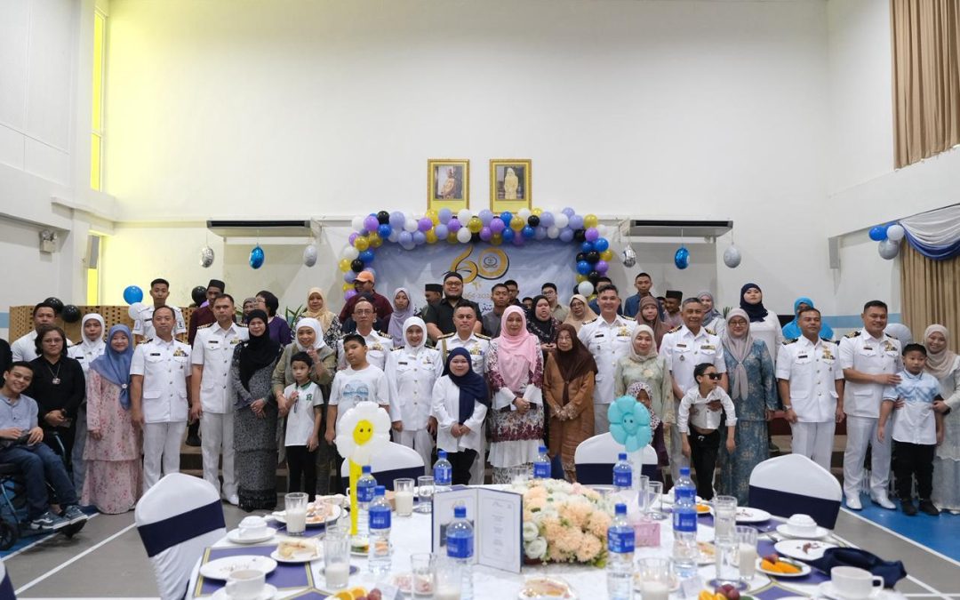 ROYAL BRUNEI NAVY DIAMOND JUBILEE CELEBRATIONS ENLIVENED BY THE PARTICIPATION OF SPECIAL NEEDS STUDENTS