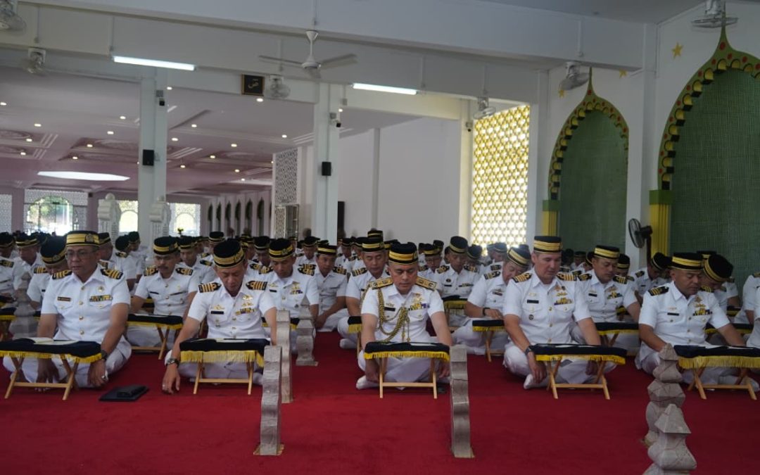 ROYAL BRUNEI NAVY HELD YASSIN AND TAHLIL AT THE ROYAL MAUSOLEUM IN CONJUNCTION WITH THE 65TH ROYAL BRUNEI ARMED FORCES ANNIVERSARY