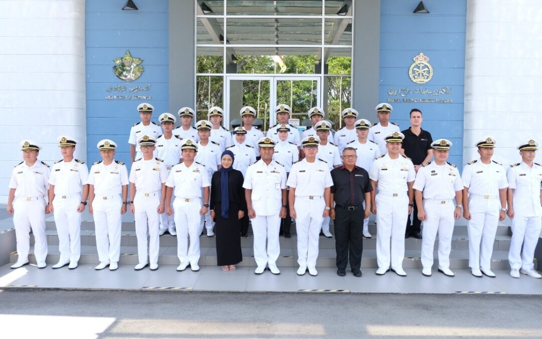 CLOSING CEREMONY OF THE OFFICER UNDER TRAINING COURSE