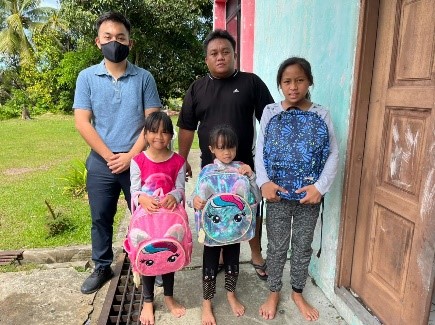ROYAL BRUNEI NAVY DISTRIBUTES “BACK TO SCHOOL” DONATIONS