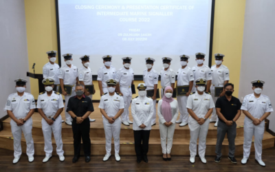 CLOSING CEREMONY OF THE INTERMEDIATE MARINE SIGNALLER COURSE