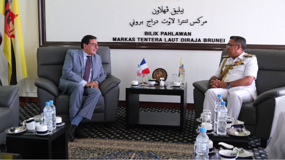 RBN COMMANDER RECEIVES COURTESY CALL FROM AMBASSADOR EXTRAORDINARY AND PLENIPOTENTIARY OF THE REPUBLIC OF FRANCE TO BRUNEI DARUSSALAM