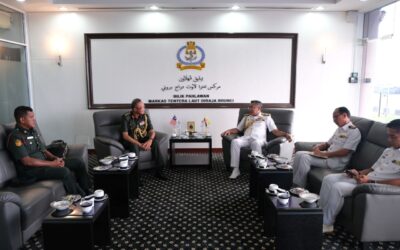 RBN COMMANDER RECEIVES INTRODUCTORY CALL BY MALAYSIAN DEFENCE ADVISER TO BRUNEI DARUSSALAM