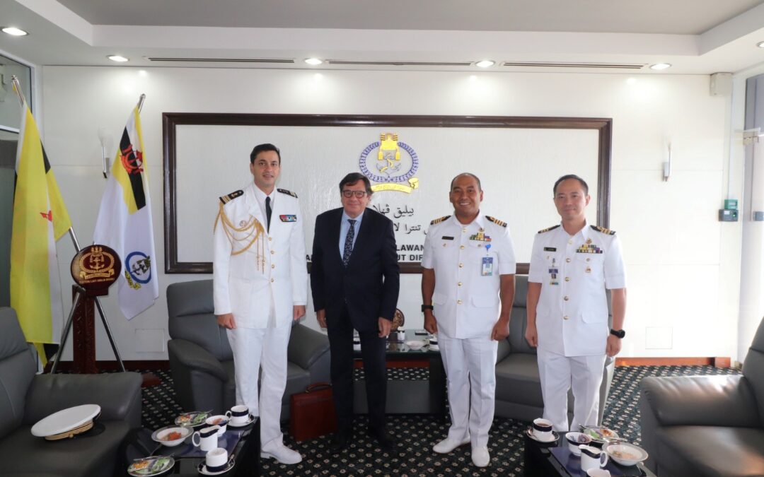ACTING COMMANDER RBN RECEIVES INTRODUCTORY CALL FROM DEFENCE ATTACHE OF FRANCE ACCREDITED TO BRUNEI DARUSSALAM