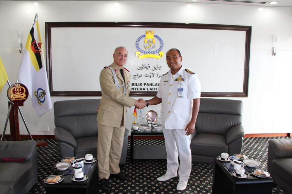 ACTING COMMANDER OF THE ROYAL BRUNEI NAVY RECEIVES AN INTRODUCTORY CALL FROM THE NON-RESIDENT DEFENCE ATTACHÉ OF THE FEDERAL REPUBLIC OF GERMANY TO BRUNEI DARUSSALAM