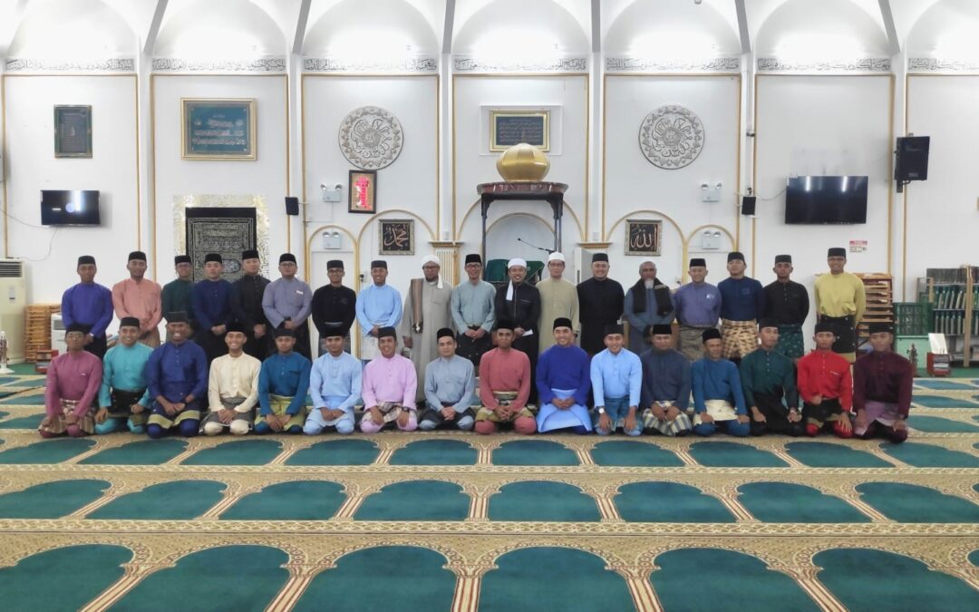 ROYAL BRUNEI NAVY FLEET CONDUCTS JANGKAUAN RAMADHAN OUTREACH PROGRAMME TO SETIA ALI MOSQUE