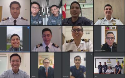 THE ACTING COMMANDER OF THE ROYAL BRUNEI NAVY EXTENDED HARI RAYA AIDILFITRI TO OVERSEAS RBN OFFICERS