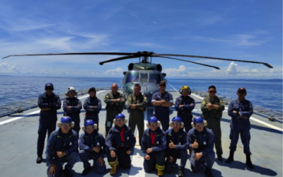 KDB DARUSSALAM COMPLETES DECK LANDING QUALIFICATION WITH BLACK HAWK HELICOPTER