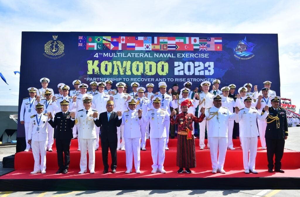 ROYAL BRUNEI NAVY PARTICIPATED IN THE 4TH MULTILATERAL NAVAL EXERCISE KOMODO (MNEK) AND THE 5TH INTERNATIONAL MARITIME SECURITY SYMPOSIUM (IMSS)