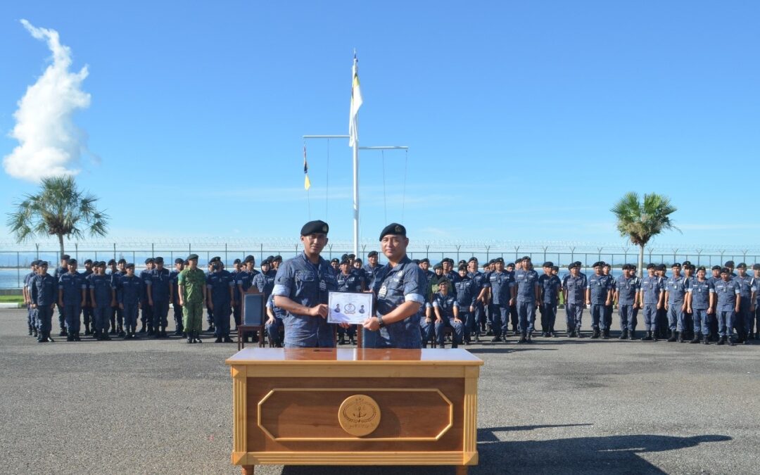 HAND-OVER CEREMONY FOR ROYAL BRUNEI NAVY COMMANDING OFFICER BASE.