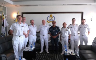 ACTING COMMANDER RBN RECEIVES FAREWELL CALL BY OUTGOING ROYAL NAVY LOAN SERVICE PERSONNEL