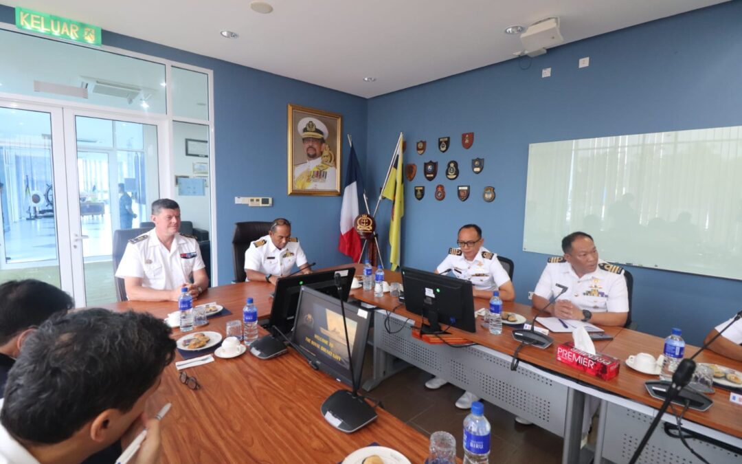 THE COMMANDER OF ARMED FORCES IN FRENCH POLYNESIA, COMMANDER OF THE PACIFIC EXPERIMENTAL CENTER, COMMANDER OF THE PACIFIC OCEAN AND FRENCH POLYNESIAN MARITIME ZONES VISITS THE ROYAL BRUNEI NAVY