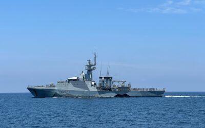PASSAGE EXERCISE BETWEEN HMS SPEY OF THE ROYAL NAVY AND KDB BERKAT OF THE ROYAL BRUNEI NAVY