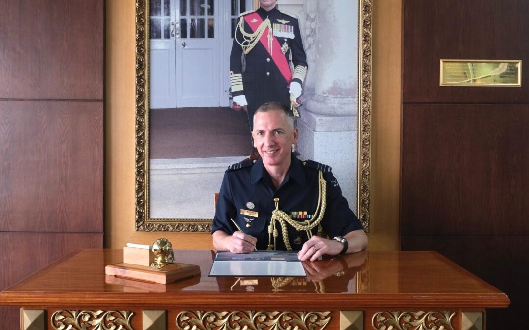 ACTING COMMANDER RBN RECEIVES FAREWELL CALL BY AUSTRALIAN DEFENCE ADVISER
