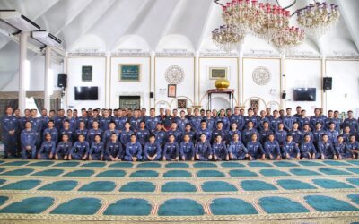 ROYAL BRUNEI NAVY CONDUCTS CLEANING CAMPAIGN AT MASJID SETIA ALI
