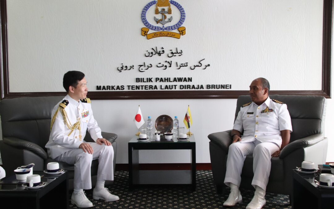 DEFENCE ATTACHE ACCREDITED TO BRUNEI DARUSSALAM, CONDUCTS COURTESY CALL TO ACTING COMMANDER RBN AND FLEET COMMANDER RBN
