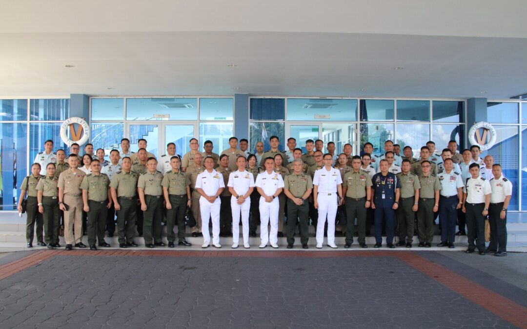 ROYAL BRUNEI NAVY WELCOMES STUDY VISIT FROM COMMAND AND GENERAL STAFF (CGS) COURSE CLASS 74, THE PHILIPPINES ARMED FORCES