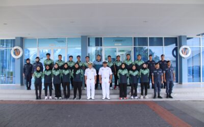 ROYAL BRUNEI NAVY HOSTS EDUCATIONAL VISIT FROM UNIVERSITY TECHNOLOGY BRUNEI ARMY CADETS