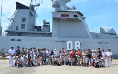 Peachtree Playhouse School Visits Royal Brunei Navy