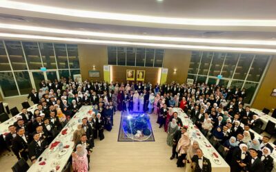 TENTERA LAUT DIRAJA BRUNEI MENGADAKAN MAJLIS MAKAN MALAM BERADAT SEMPENA SAMBUTAN JUBLI INTAN TLDB