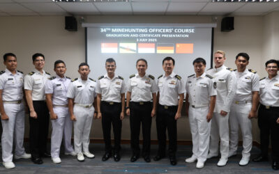 Pegawai TLDB Tamat Kursus Minehunting Officer’s Course Ke-34 di Pangkalan Tentera Laut Changi