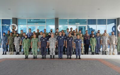 TENTERA LAUT DIRAJA BRUNEI TERIMA LAWATAN DARIPADA PEGAWAI-PEGAWAI KURSUS MAKTAB TURUS SESI KE-15