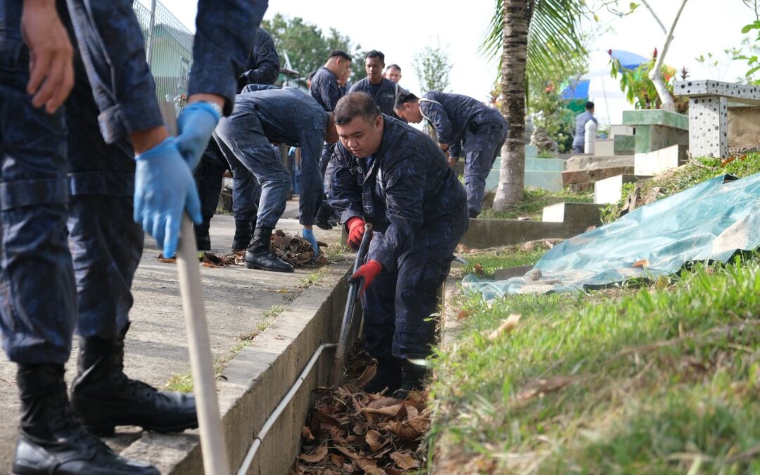 TLDB MENGADAKAN KEMPEN MEMBERSIHKAN TANAH PERKUBURAN ISLAM KAMPUNG PULAIE DAN JALAN RESIDENCY SEMPENA JUBLI INTAN TLDB