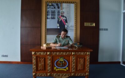 COMMANDER OF RBN RECEIVES TWO INTRODUCTORY CALLS