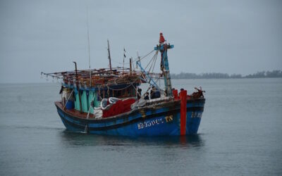 FOREIGN TRAWLER APPREHENDED FOR ILLEGAL FISHING