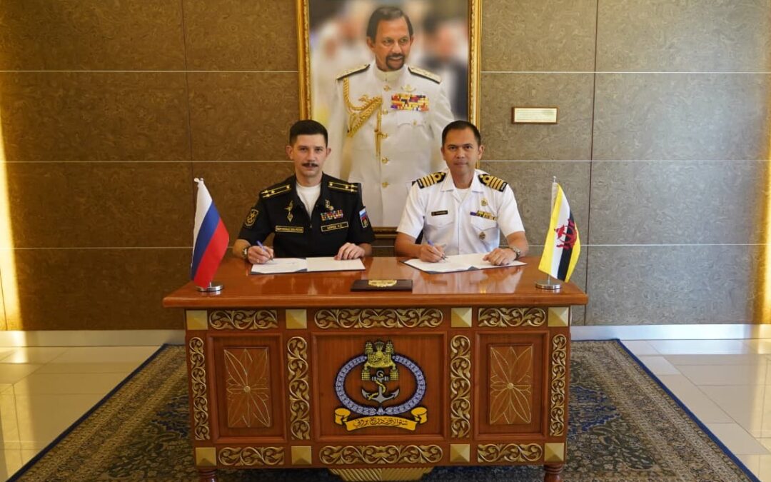 ROYAL BRUNEI NAVY HOSTS 3RD NAVY STAFF TALKS WITH RUSSIAN NAVY