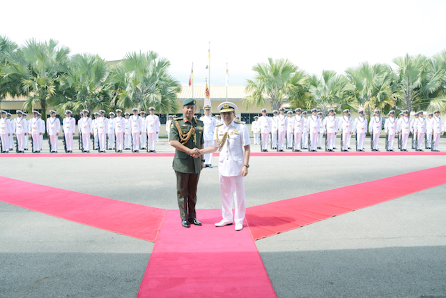 COMMANDER OF RBAF MADE AN INTRODUCTORY VISIT TO RBN