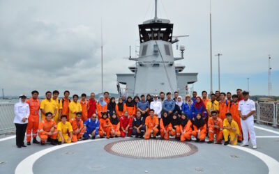 IBTE SULTAN BOLKIAH CAMPUS VISITS ROYAL BRUNEI NAVY