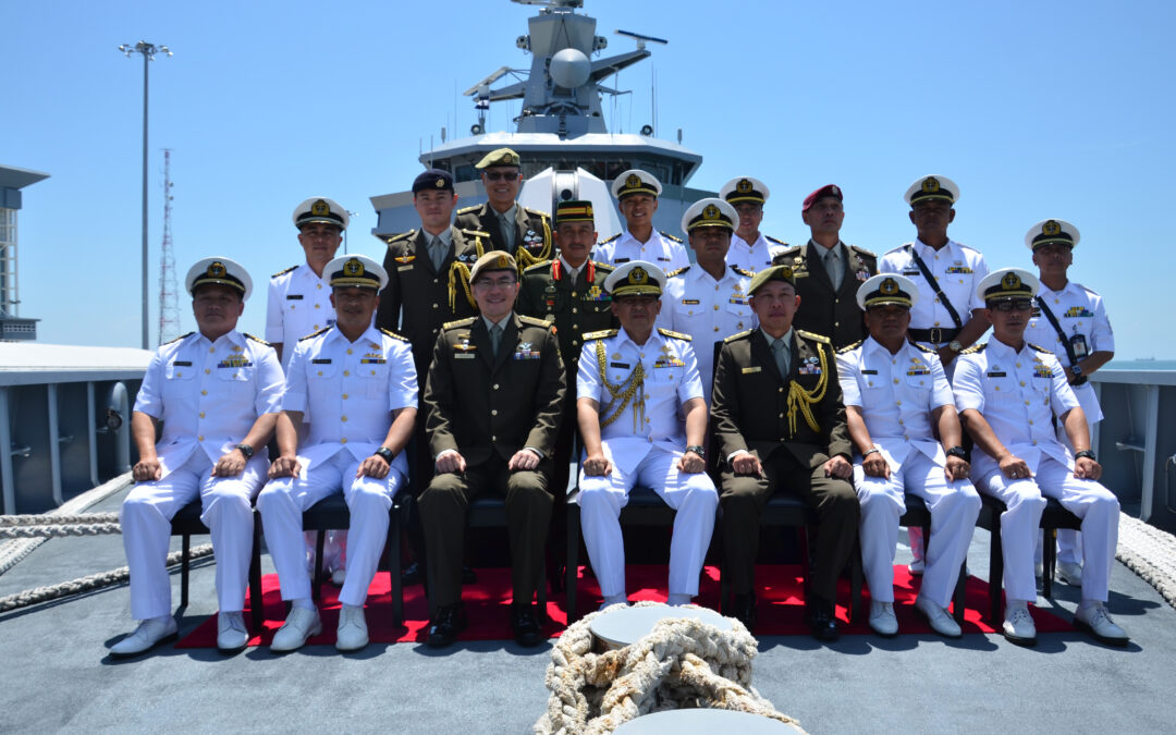 SINGAPORE’S CHIEF OF DEFENCE FORCE INTRODUCTORY VISIT TO ROYAL BRUNEI NAVY