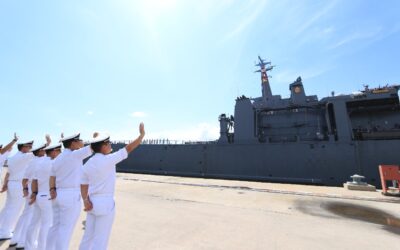 RSS ENDEAVOUR DEPARTS TO NEXT PORT-OF-CALL