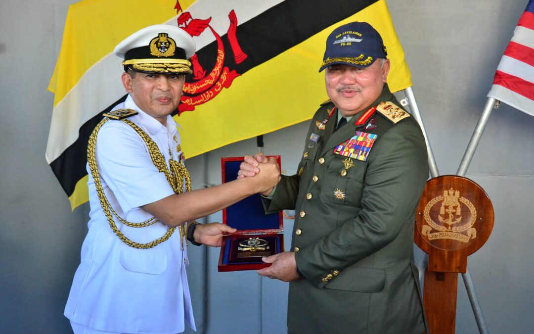 MALAYSIA’S CHIEF OF DEFENCE FORCE INTRODUCTORY VISIT TO ROYAL BRUNEI NAVY