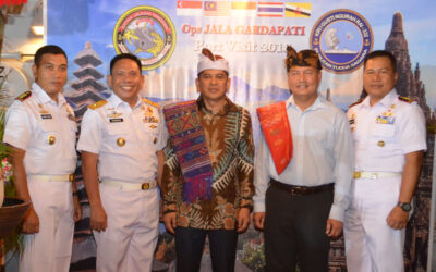 RBN COMMANDER ATTENDS RECEPTION ONBOARD OF THE INDONESIAN NAVY