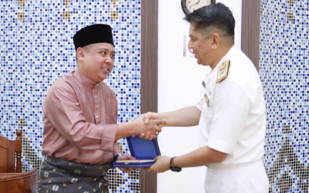 APPRECIATION FOR THE FORMER IMAM OF SURAU AL-HUDA, ROYAL BRUNEI NAVY