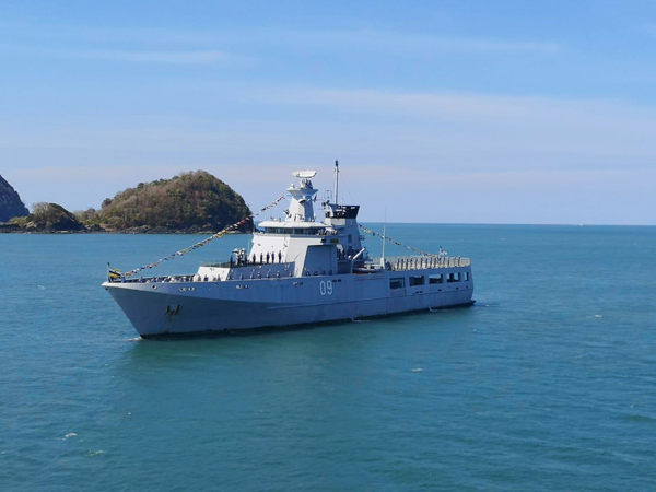 KDB DARUTTAQWA ARRIVES IN LANGKAWI FOR 15th LIMA ’19 EXHIBITION