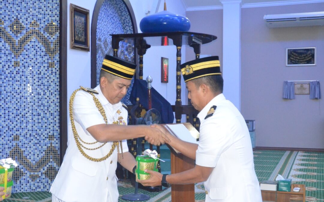 DISTRIBUTION CEREMONY OF THE KURMA KURNIA PERIBADI HIS MAJESTY PADUKA SERI BAGINDA SULTAN AND YANG DIPERTUAN OF BRUNEI DARUSSALAM 1440H/2019M