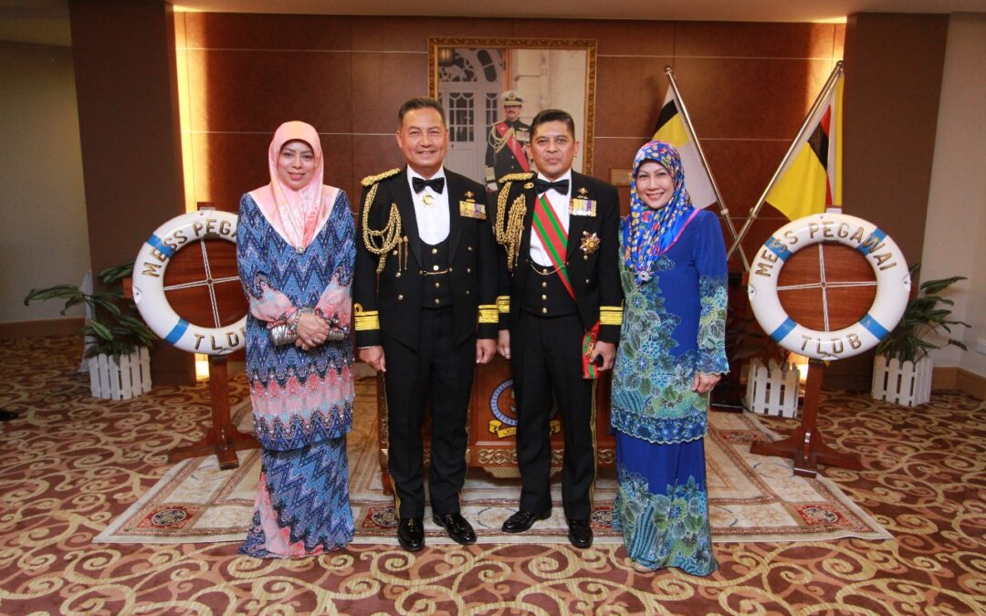 REGIMENTAL FAREWELL MESS DINNER FOR OUTGOING COMMANDER OF ROYAL BRUNEI NAVY 2019