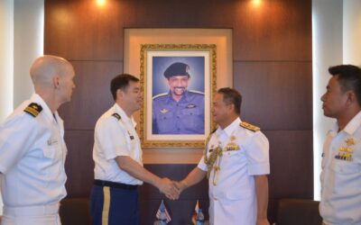 COMMANDER RBN RECEIVES COURTESY CALL FROM DA USA IN SINGAPORE ACCREDITED TO BRUNEI