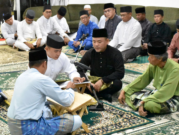 RBN PERSONNEL EMBRACES ISLAM