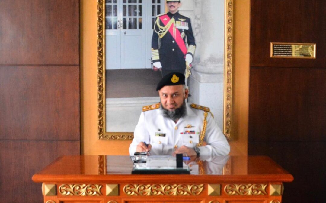 COMMANDER OF ROYAL BRUNEI NAVY RECEIVES COURTESY CALL FROM DEFENCE ADVISOR OF PAKISTAN ACCREDITED TO BRUNEI DARUSSALAM