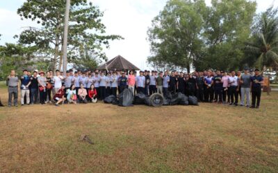 RBN AND PLA-NAVY TRAINING SHIP QI JIGUANG PERSONNEL HELD A BEACH CLEANING CHAMPAIGN