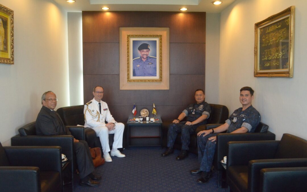COMMANDER RBN RECEIVED AN INTRODUCTORY CALL FROM FRANCE DEFENCE ATTACHÉ ACCREDITED TO BRUNEI DARUSSALAM