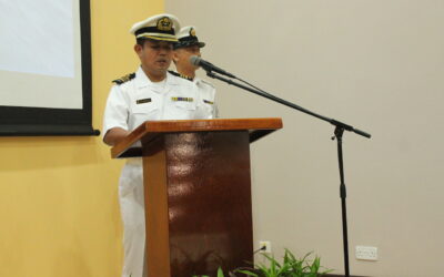 MAJLIS PENYAMPAIAN SIJIL DAN PENUTUP KURSUS BAGI KURSUS PERTENGAHAN KEJURUTERAAN MARIN DAN PERSENJATAAN SESI 2015/2016 DAN KURSUS ASAS KEJURUTERAAN MARIN DAN PERSENJATAAN SESI 2016